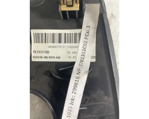 INTERNATIONAL LT625 Dash  Console Switch