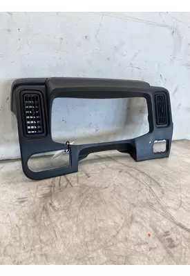 INTERNATIONAL LT625 Dash Assembly