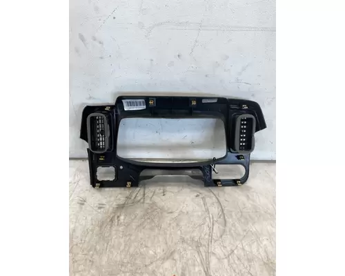 INTERNATIONAL LT625 Dash Assembly