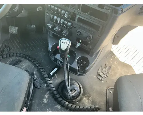 INTERNATIONAL LT625 Dash Panel