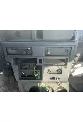 INTERNATIONAL LT625 Dash Panel