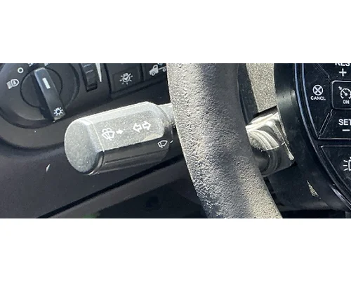 INTERNATIONAL LT625 DashConsole Switch