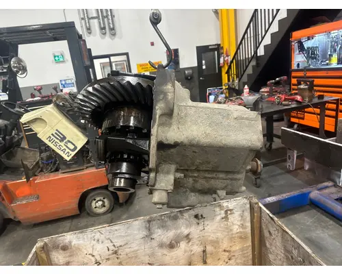 INTERNATIONAL LT625 Differential Assembly (Front, Rear)