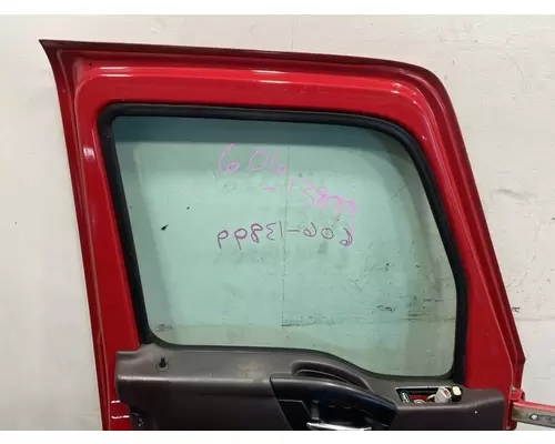 INTERNATIONAL LT625 Door Assembly, Front