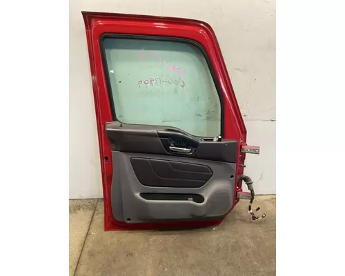 INTERNATIONAL LT625 Door Assembly, Front
