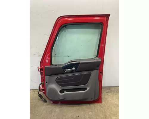 INTERNATIONAL LT625 Door Assembly, Front