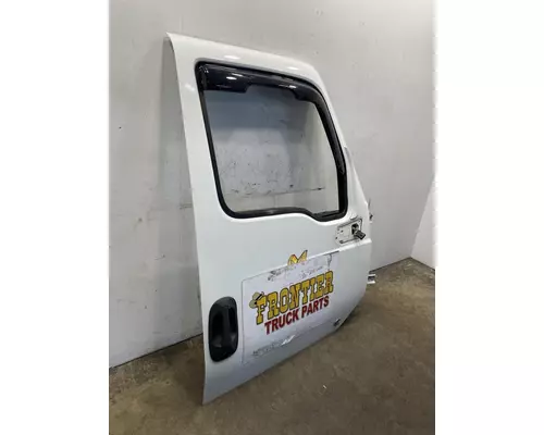 INTERNATIONAL LT625 Door Assembly, Front