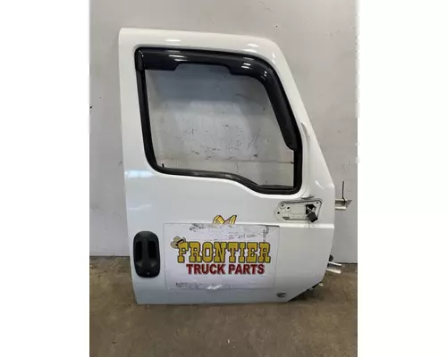 INTERNATIONAL LT625 Door Assembly, Front