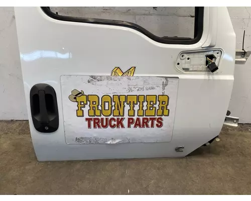 INTERNATIONAL LT625 Door Assembly, Front