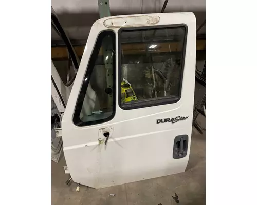 INTERNATIONAL LT625 Door Assembly, Front
