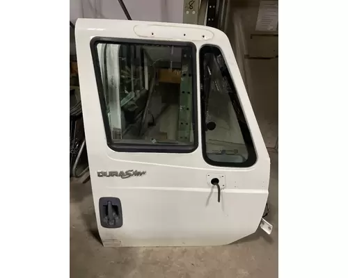 INTERNATIONAL LT625 Door Assembly, Front