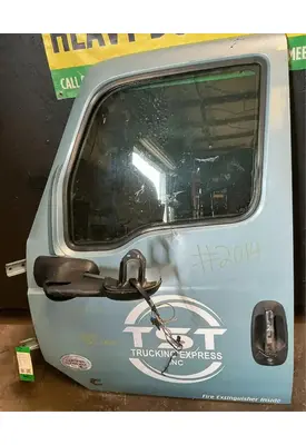 INTERNATIONAL LT625 Door Assembly, Front