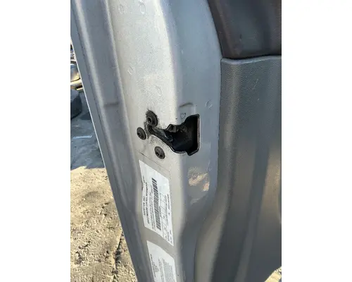 INTERNATIONAL LT625 Door Assembly, Front