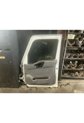 INTERNATIONAL LT625 Door Assembly, Front