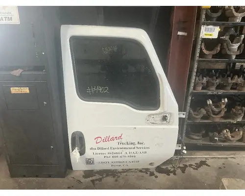 INTERNATIONAL LT625 Door Assembly, Front