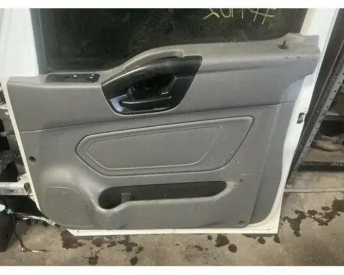 INTERNATIONAL LT625 Door Assembly, Front