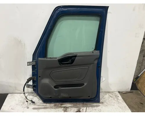 INTERNATIONAL LT625 Door Assembly