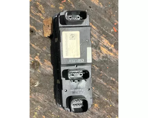 INTERNATIONAL LT625 Door Electrical Switch