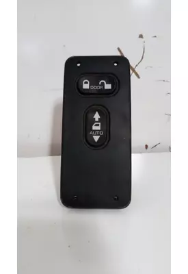 INTERNATIONAL LT625 Door Electrical Switch