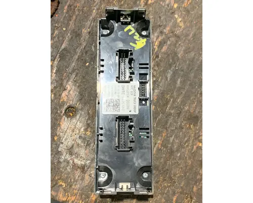 INTERNATIONAL LT625 ECM (HVAC)climate control