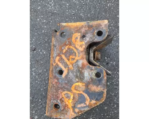 INTERNATIONAL LT625 Engine Mounts