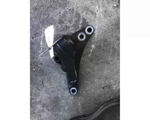 INTERNATIONAL LT625 Engine Mounts