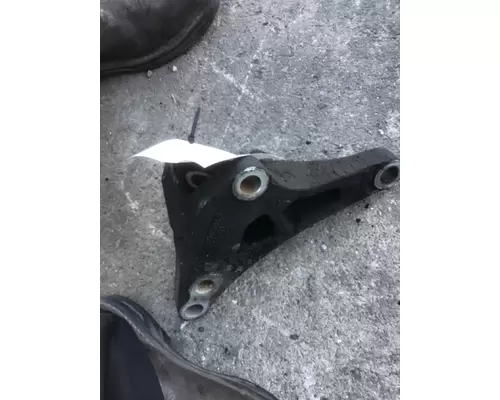 INTERNATIONAL LT625 Engine Mounts