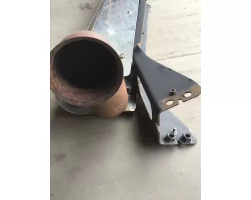 INTERNATIONAL LT625 Exhaust Shield