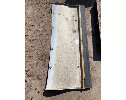 INTERNATIONAL LT625 Fairing SleeperCab Extension