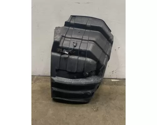 INTERNATIONAL LT625 Fender Extension