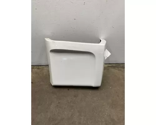 INTERNATIONAL LT625 Fender Extension