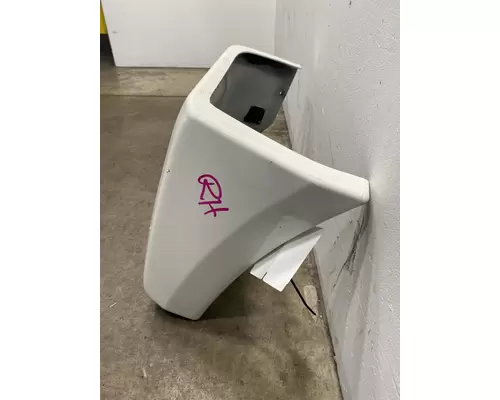 INTERNATIONAL LT625 Fender Extension
