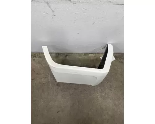 INTERNATIONAL LT625 Fender Extension