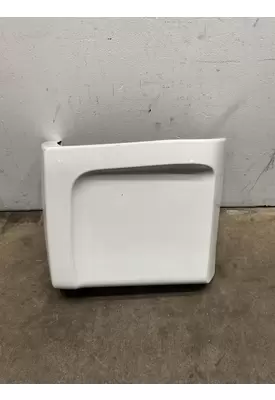 INTERNATIONAL LT625 Fender Extension