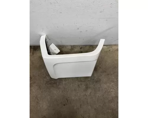 INTERNATIONAL LT625 Fender Extension