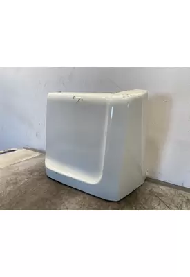 INTERNATIONAL LT625 Fender Extension