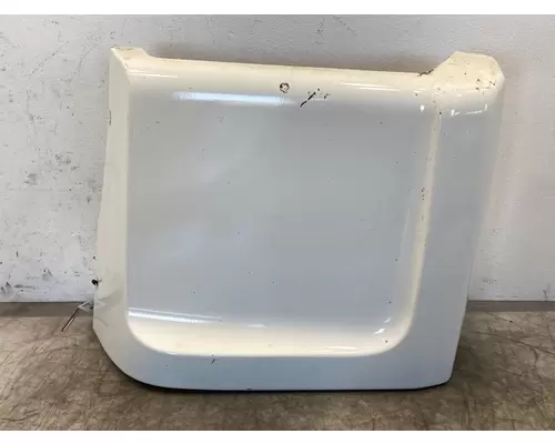 INTERNATIONAL LT625 Fender Extension