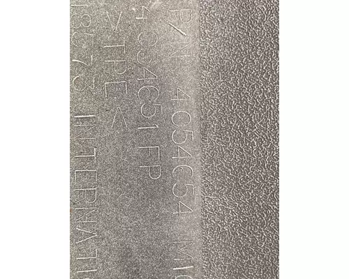 INTERNATIONAL LT625 Fender Extension