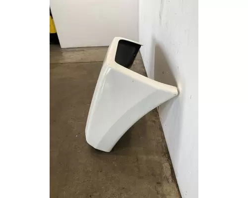 INTERNATIONAL LT625 Fender Extension