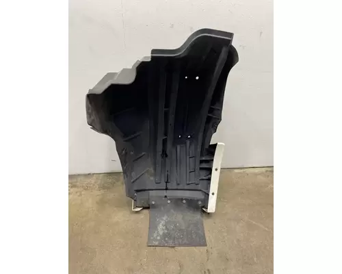 INTERNATIONAL LT625 Fender Extension