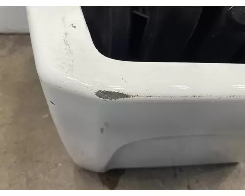 INTERNATIONAL LT625 Fender Extension