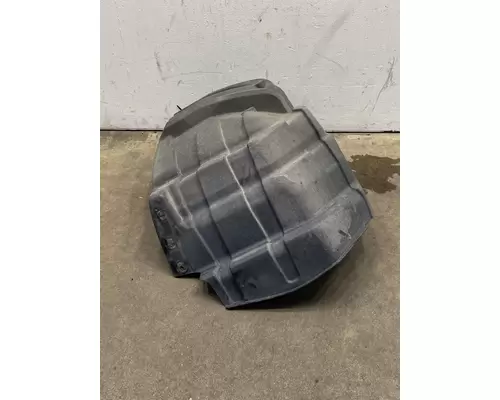 INTERNATIONAL LT625 Fender Extension