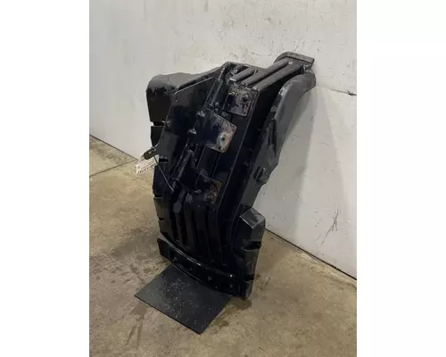 INTERNATIONAL LT625 Fender Extension