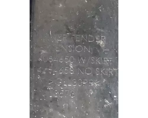 INTERNATIONAL LT625 Fender Extension