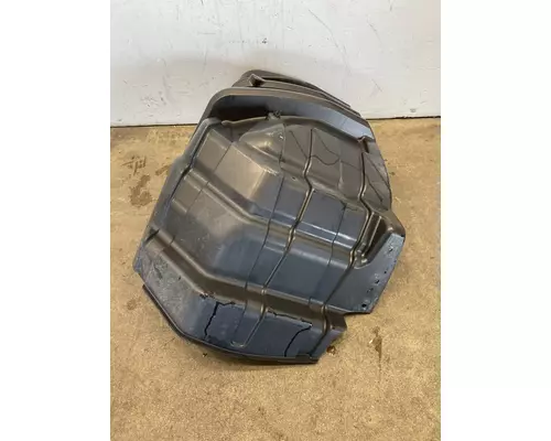 INTERNATIONAL LT625 Fender Extension