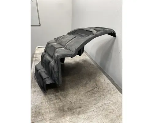 INTERNATIONAL LT625 Fender Extension