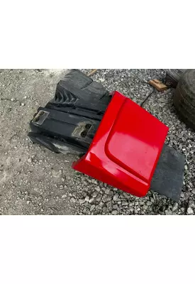 INTERNATIONAL LT625 Fender Extension