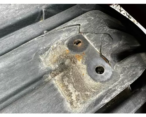 INTERNATIONAL LT625 Fender Extension