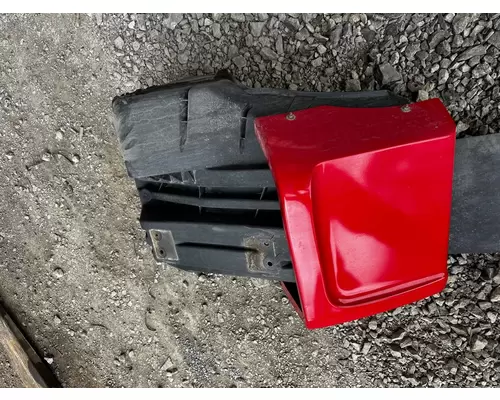INTERNATIONAL LT625 Fender Extension