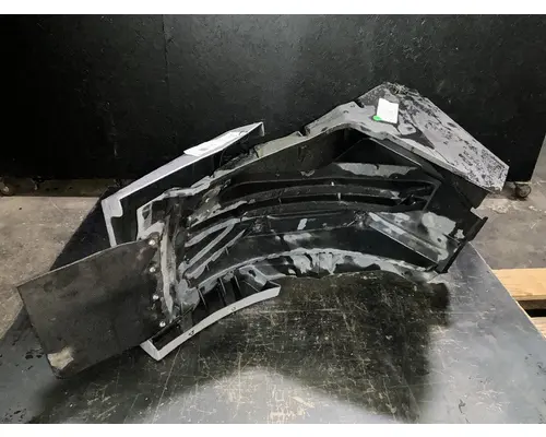 INTERNATIONAL LT625 Fender Extension